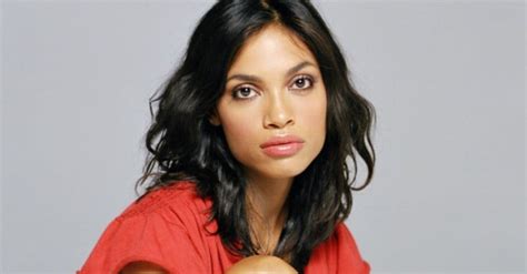 rosario dawson boobs|Rosario Dawson explica fotos nuas na comemoração dos seus。